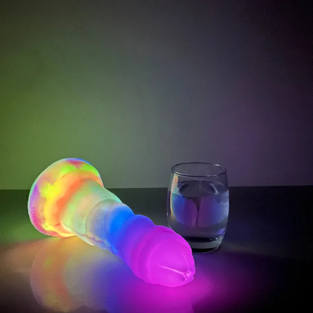 20.5cm Huge Silicone Cock Penis Realistic Rubber Huge Dildo with Sucker Alien Strap on Dildos Sex Toys Women